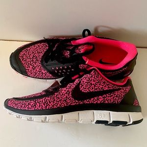 Nike Women’s Free 5.0 V4 - NIB - Size 10